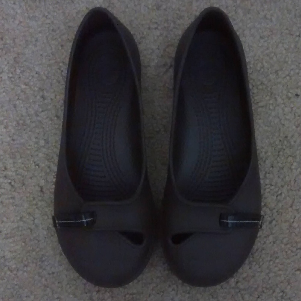 Crocs Mary Janes- comfy work flats, brown, 7